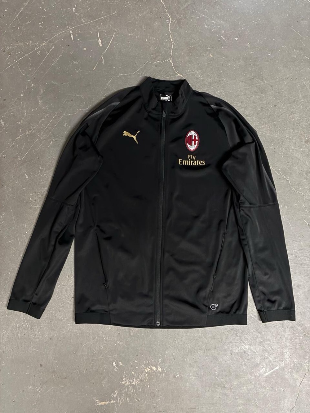 Men’s AC Milan 2018/2019 Puma Black Large Training Track Zip Up Jacket Soccer